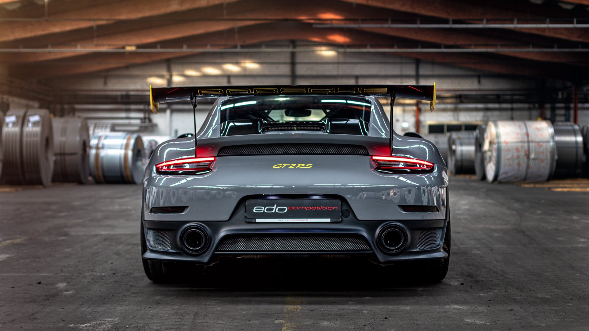 PG游戏官网登录入口-德甲争冠战之夜，巴尔韦德发挥堪称完美